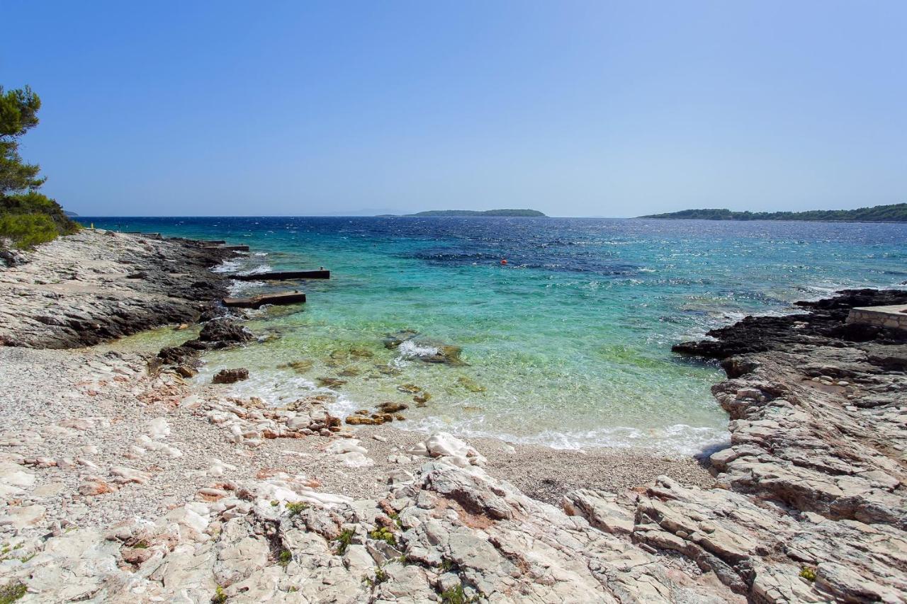 Apartments By The Sea Cove Nova, Korcula - 11353 เวลาลูกา ภายนอก รูปภาพ